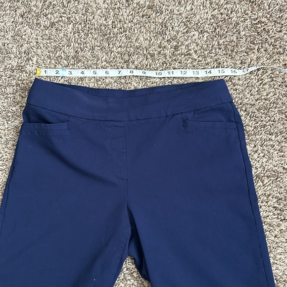 Laura Scott navy shorts - M - Picture 3 of 7